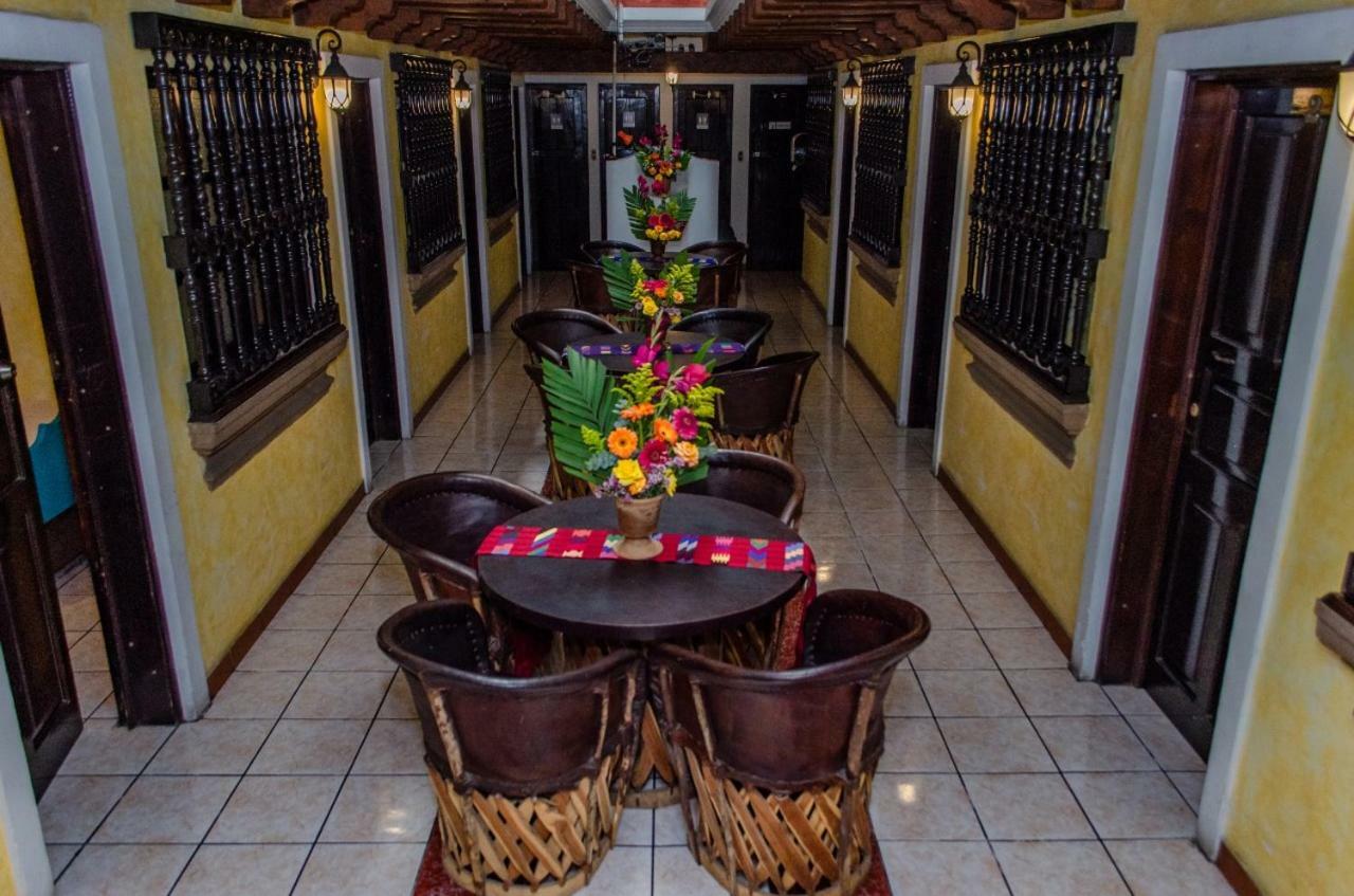 Hotel Casa Santa Lucia Antigua Extérieur photo